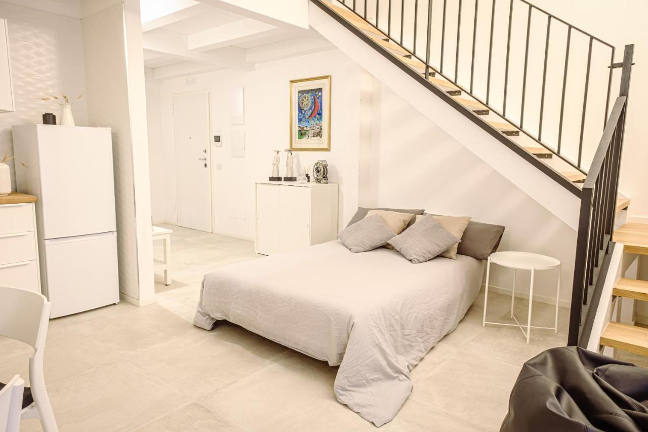Garruba 92 Apartments Бари Экстерьер фото