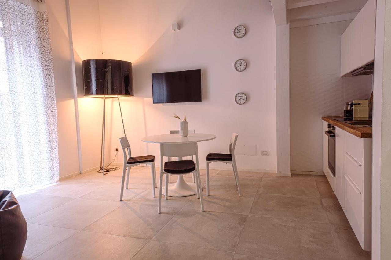 Garruba 92 Apartments Бари Экстерьер фото